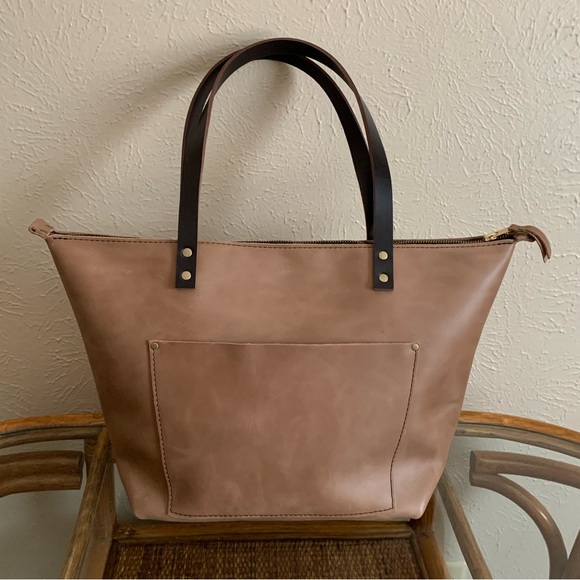 Portland Leather Handbags - Portland Leather Goods CAPPUCCINO Large Zipper Tote with Hide Stamp